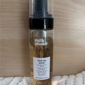 NEW. milk_shake Blow-Dry Primer with Quinoa Proteins